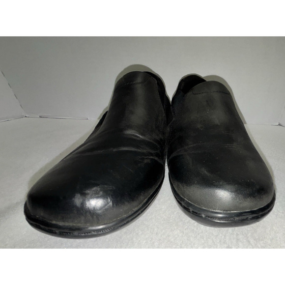 Collection by Clarks Ultimate Comfort Shoes Sz 9M Black Slip On Side Designs - Picture 6 of 11
